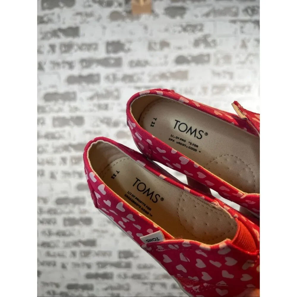 Toms | kids pink heart design shoes toddler size 11